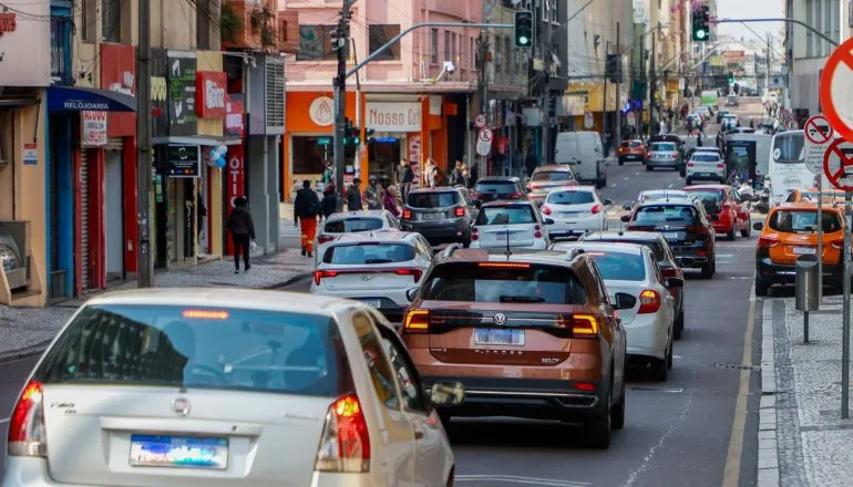 IPVA 2026: última parcela para placas 3 e 4 vence nesta terça-feira