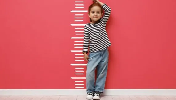 Além da genética: veja fatores que influenciam o crescimento infantil