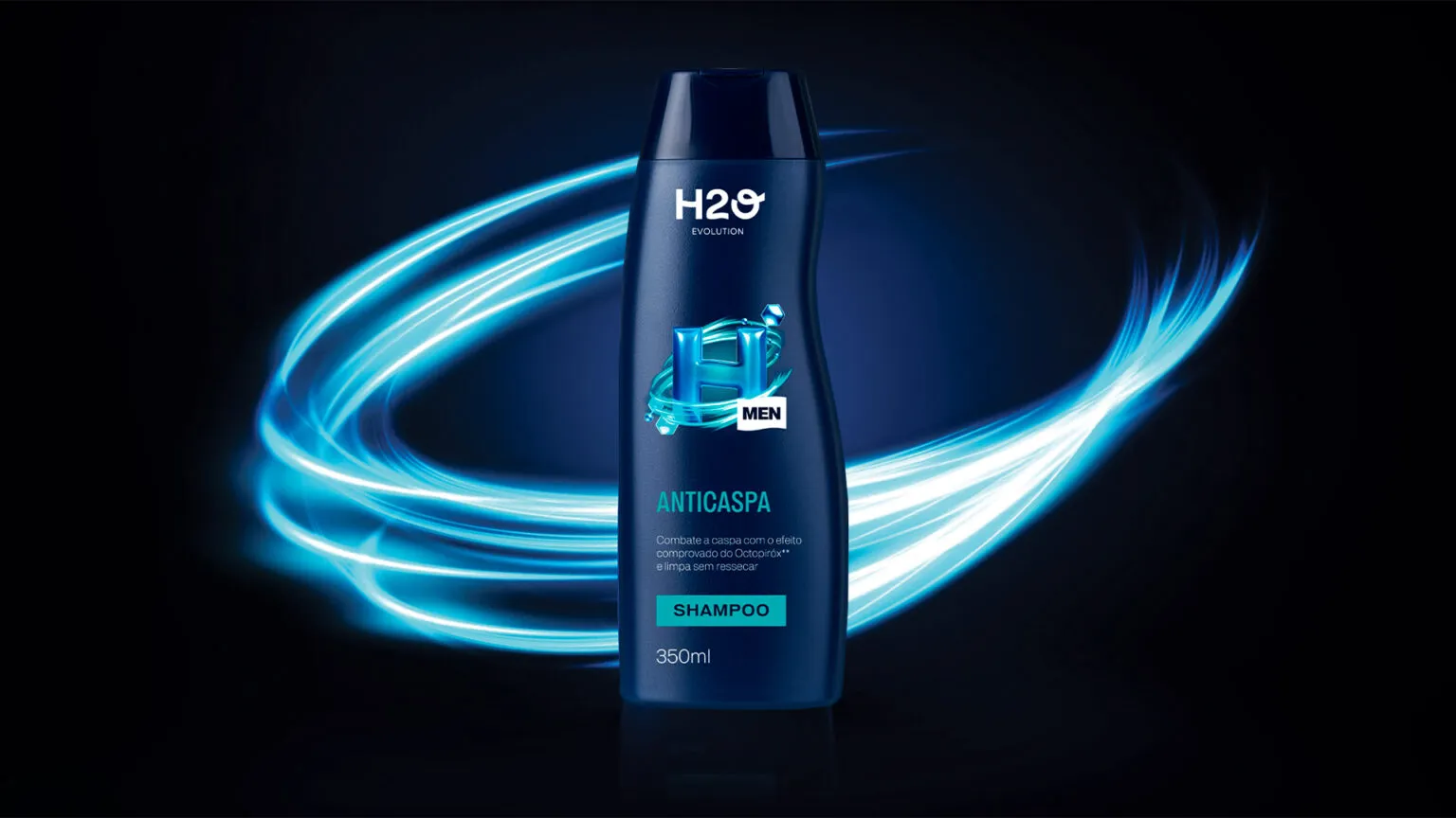 O shampoo Anticaspa Men, da H2O Evolution, auxilia no combate à caspa enquanto limpa os fios sem ressecar, garantindo cuidado prático e eficiente no dia a dia.