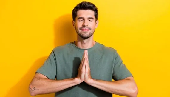 Oração da semana: 5 preces poderosas para proteção e boas energias
