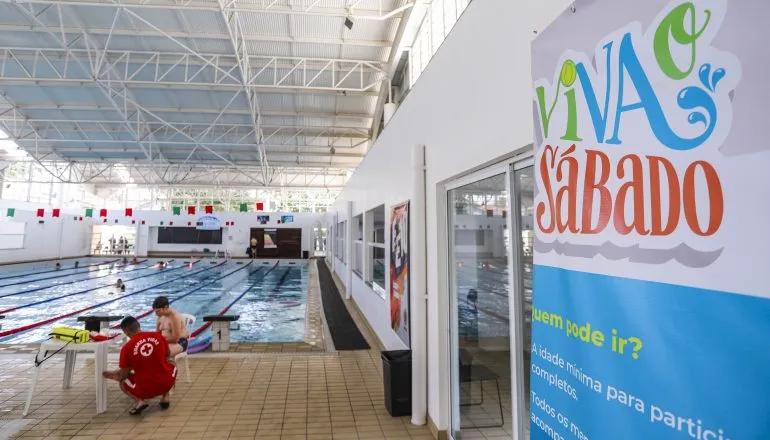 Curitiba abre inscrições para atividades gratuitas em piscinas e quadras