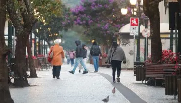 frio em curitiba, curitiba inverno, tempo curitiba