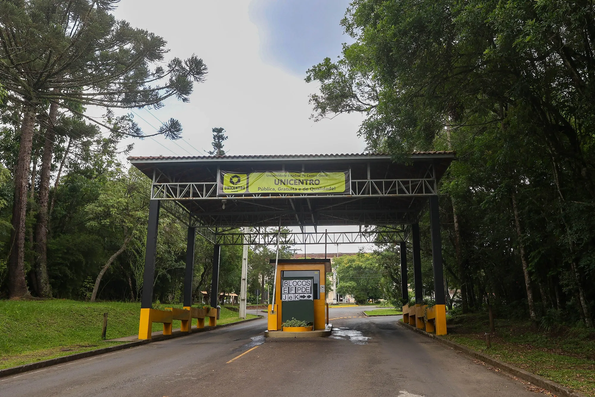 Unicentro investiga denúncias de assédio sexual contra professor