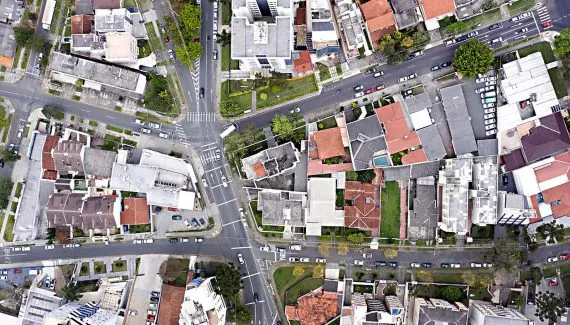 Curitiba é a capital com melhor qualidade e vida; outras cidades do Paraná bem na lista