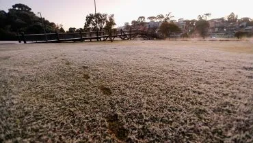 geada em curitiba, geada paraná, alerta geada paraná
