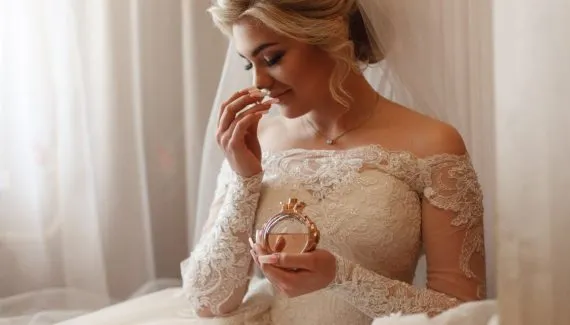 Veja como escolher o perfume ideal para o casamento
