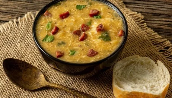 7 sopas saborosas e fáceis para os dias frios