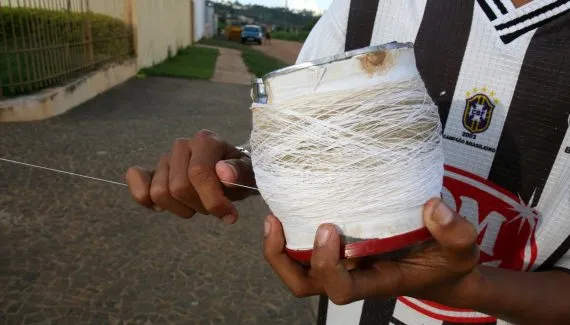 Multa por usar cerol em pipa vai ficar mais cara em Curitiba