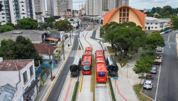 Curitiba: nova linha de ônibus entre os terminais Portão e Cabral passa a operar a partir de segunda