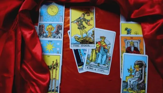 Tarot semanal: previsão para os signos de 25 a 31 de maio de 2026