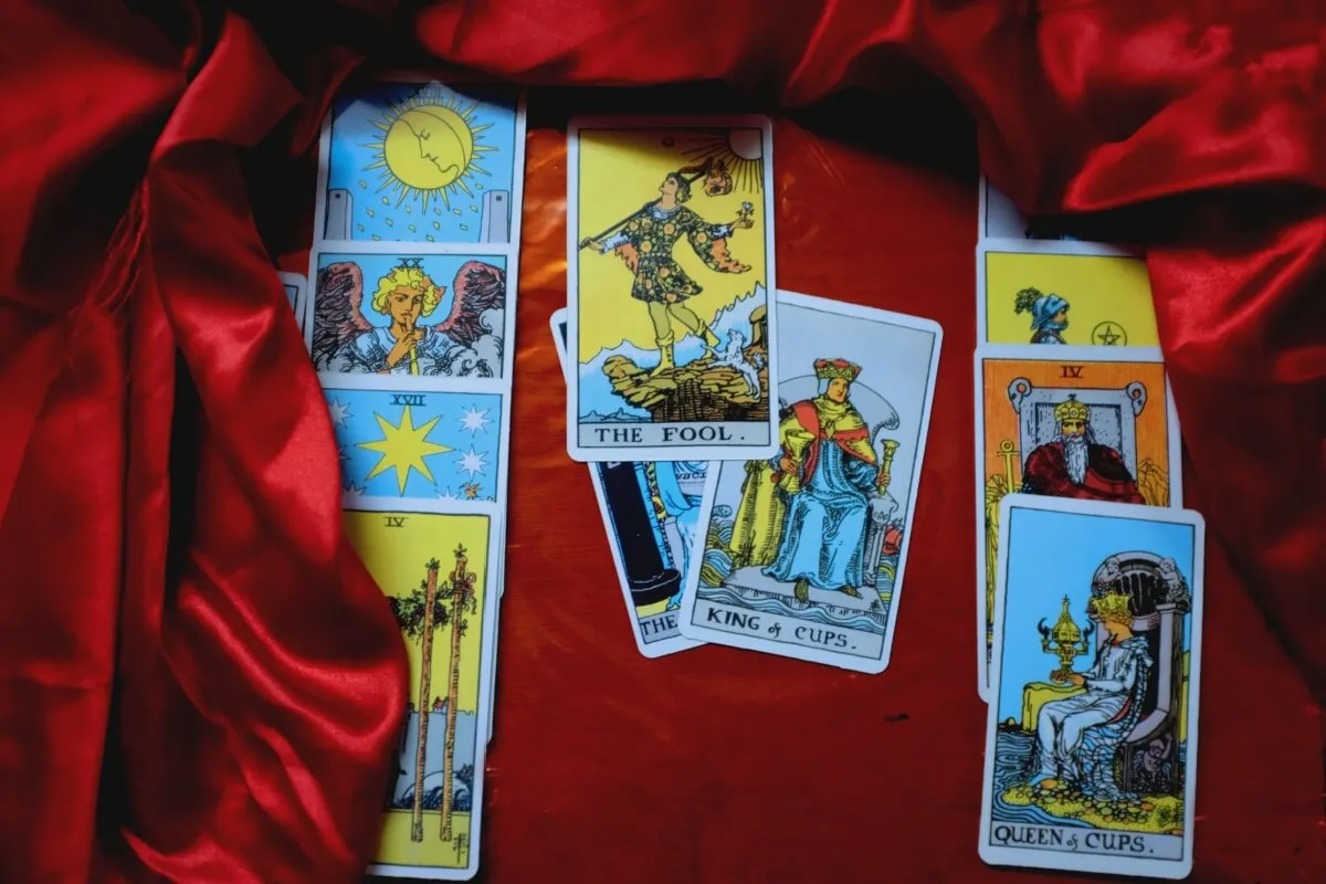 Tarot semanal: previsão para os signos de 25 a 31 de maio de 2026 ...