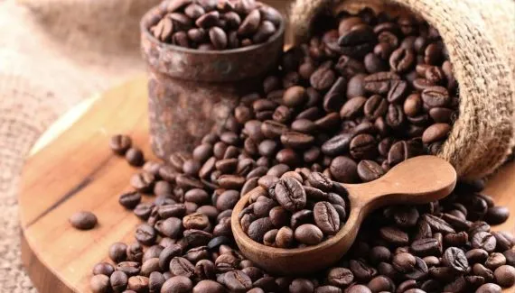 Dia Nacional do Café: descubra como a bebida pode transformar receitas doces e salgadas