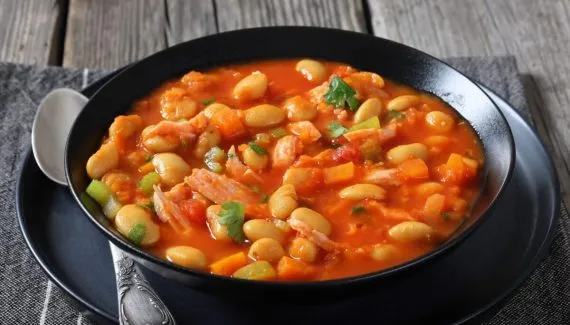 Jantar saudável: 4 sopas proteicas para incluir no cardápio