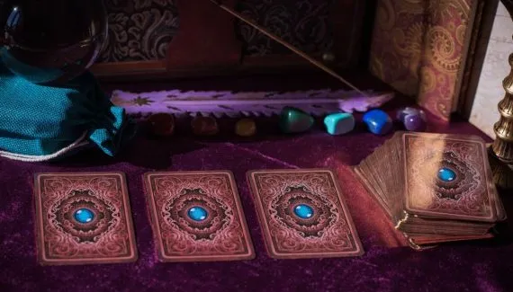 Tarot do dia: previsão para os 12 signos em 26/05/2026