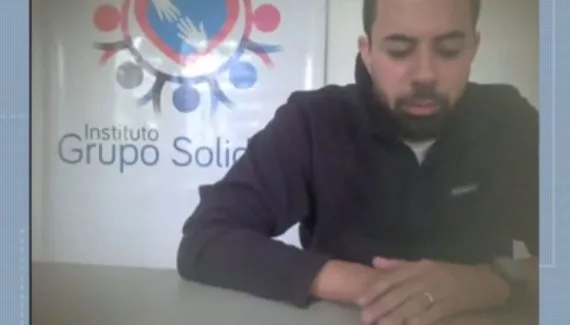 Vídeo mostra vereador de Curitiba contando dinheiro de suposta 