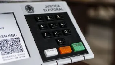 Lula lidera três cenários de primeiro turno em nova pesquisa