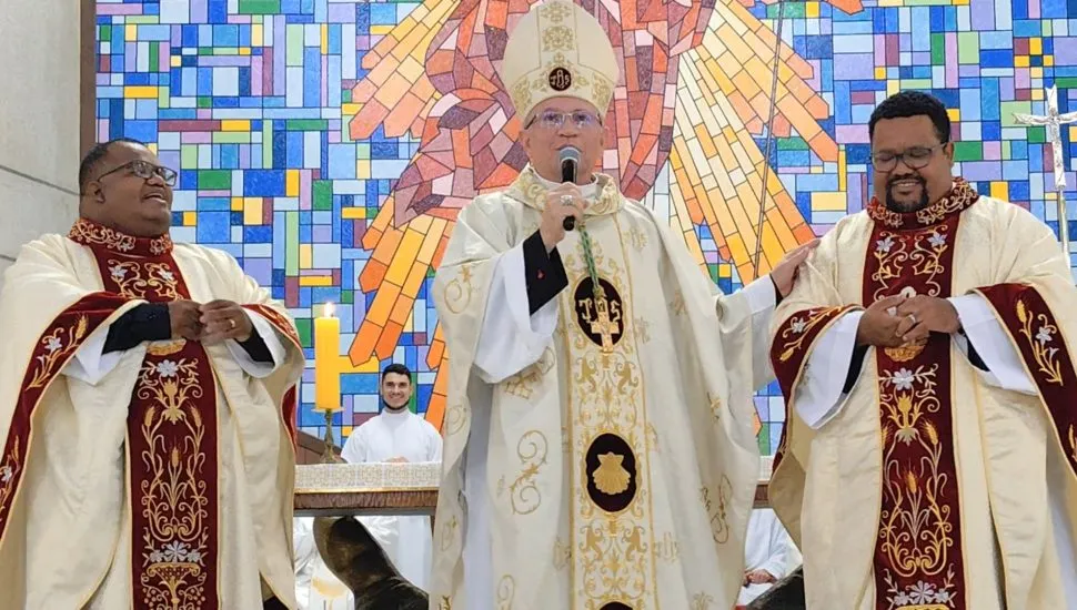 Padre Emerson, Dom Amilton e padre Anderson.