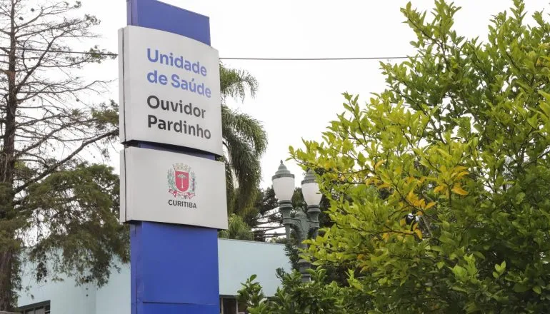 Curitiba institui Alerta Laranja em unidades de saúde contra violência sexual infantil