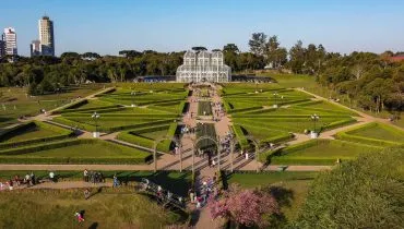 jardim botânico de curitiba ganha destaque em ranking de turismo da américa do sul