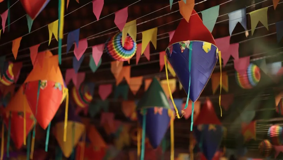 junho começa com programação de festa junina em Curitiba e região