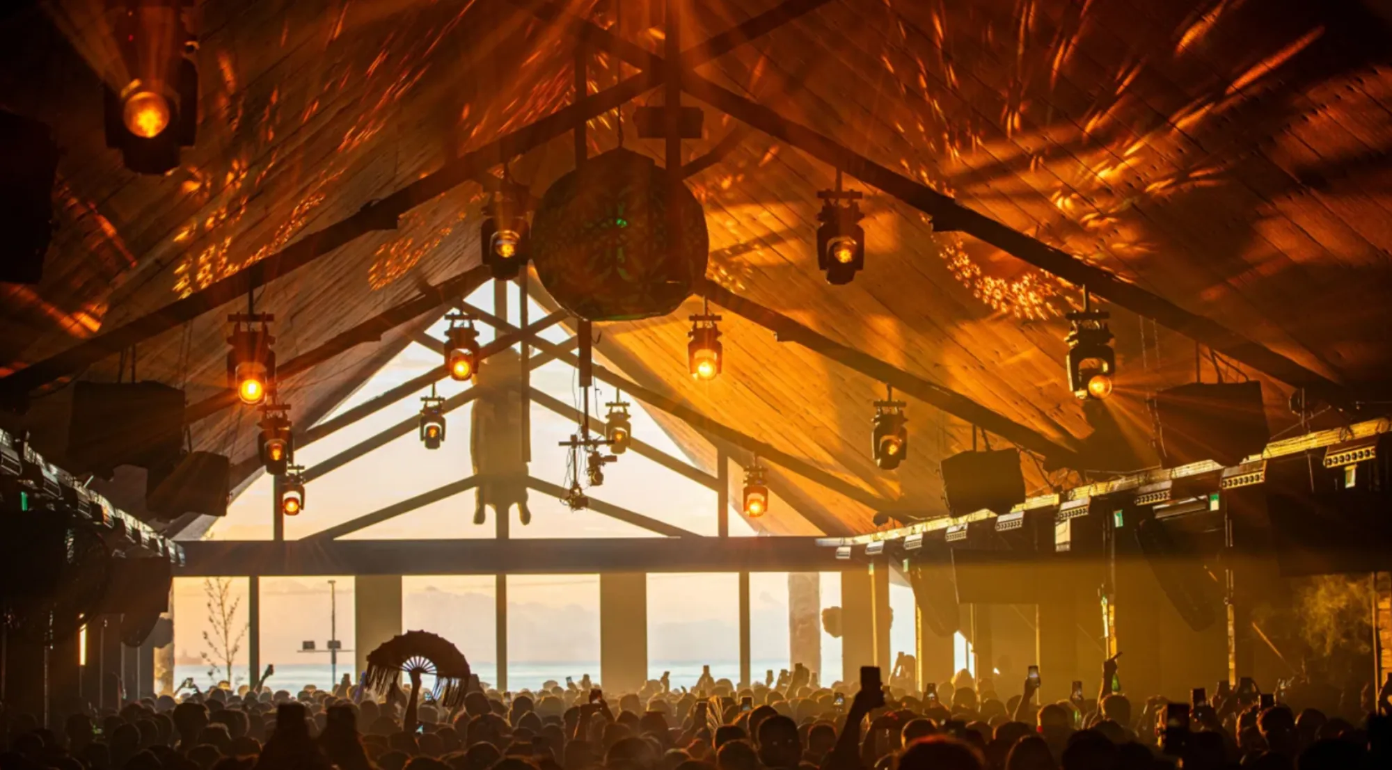 Warung Beach Club fecha após mais de 20 anos funcionamento