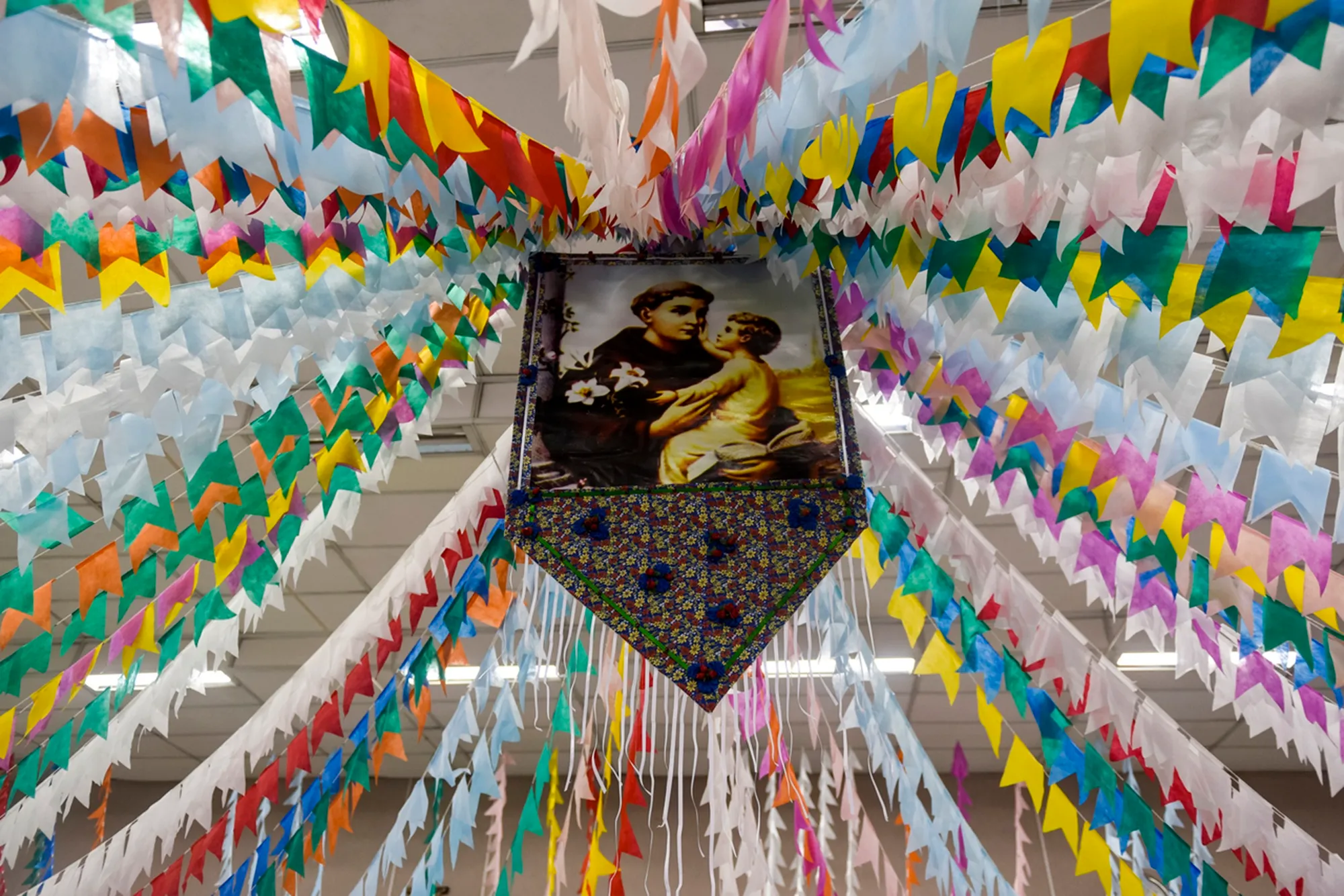 Festa Junina em Curitiba terá 7 mil fatias de bolo de Santo Antônio e 2 mil santinhos