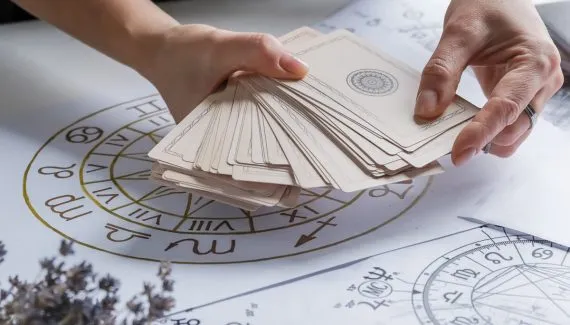 Tarot do dia: previsão para os 12 signos em 07/06/2026