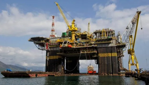 Leilão de petróleo arrecada R$ 3 bilhões e prevê investimentos de R$ 4,5 bi