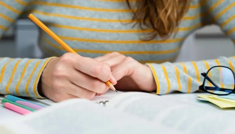 MEC Idiomas: nova plataforma oferta inglês e espanhol gratuitamente