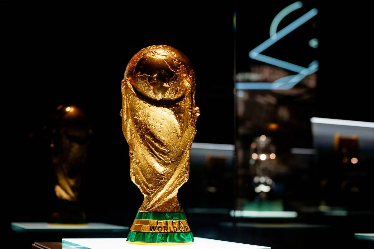 Taça da Copa do Mundo 2026 está na mira de 48 seleções neste mundial, mas quem tem reais chances de ergue-la?