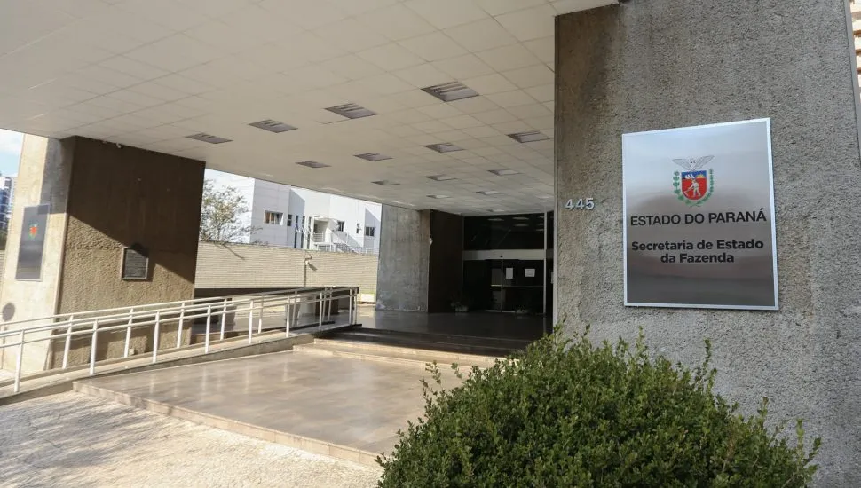 Receita do Paraná recupera R$ 734 mil em impostos sonegados na divisa com Santa Catarina