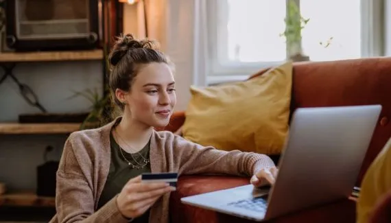 Atraso, falta de atualização, troca difícil: 4 falhas que começam antes da entrega no e-commerce