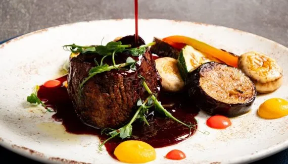 7 receitas com filé-mignon para o almoço de Dia dos Namorados