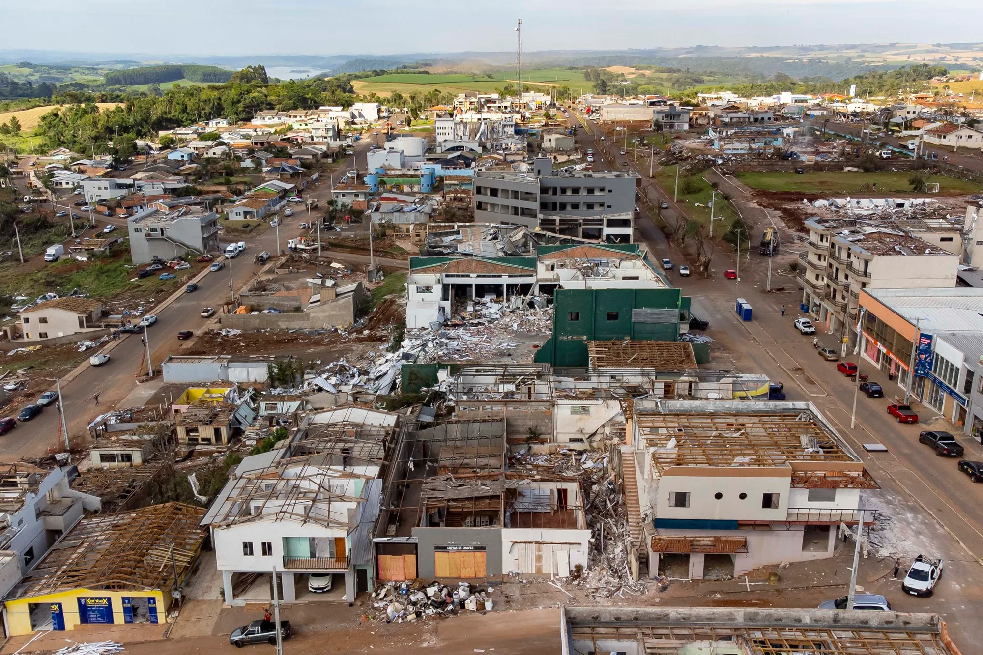 Rio Bonito do Iguaçu ainda tem obras pendentes sete meses depois após tornado