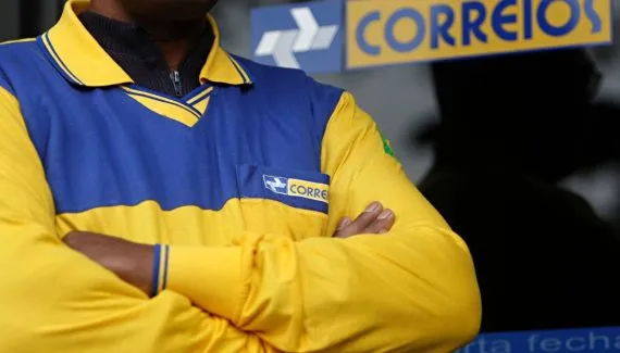 Greve dos Correios: TST determina fim da paralisação e retorno imediato ao trabalho