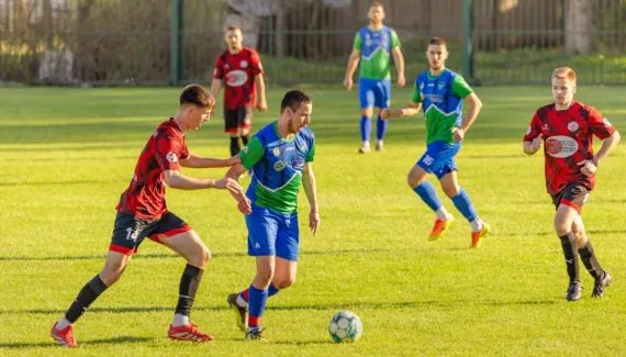 5 lesões que mais afastam jogadores amadores dos gramados