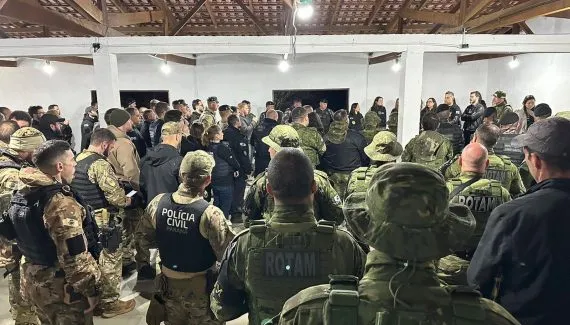 Polícia 