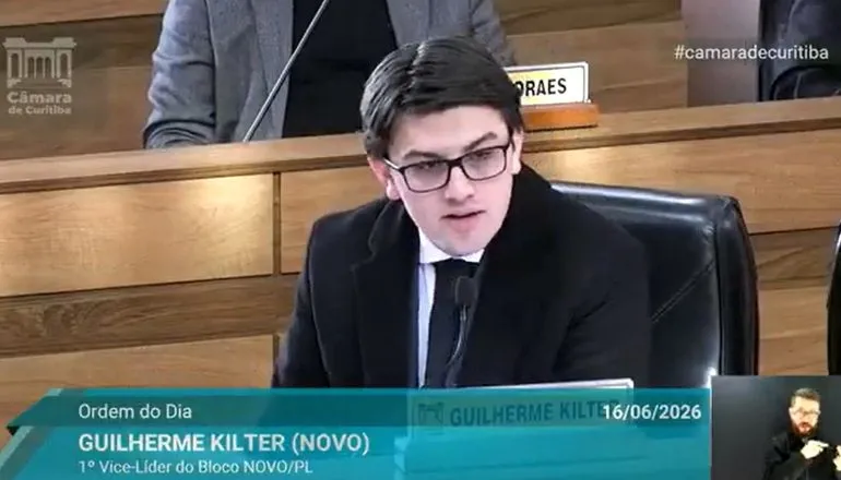 Programa de valores cívicos para escolas de Curitiba é aprovado em 1º turno