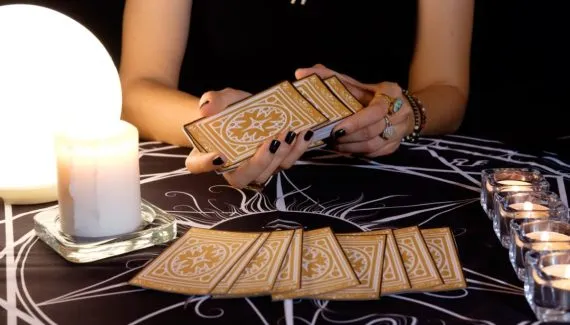Tarot do dia: previsão para os 12 signos em 19/06/2026