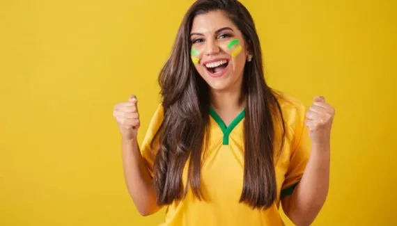 Vai pintar a pele para a Copa do Mundo? Saiba como utilizar tintas com segurança