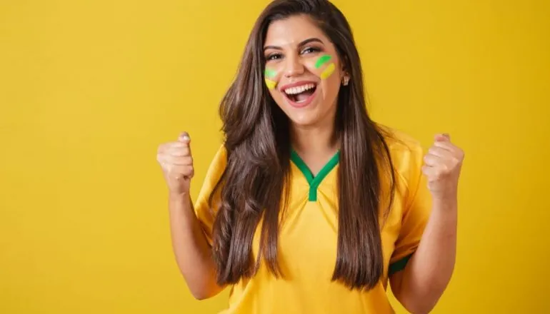 Vai pintar a pele para a Copa do Mundo? Saiba como utilizar tintas com segurança