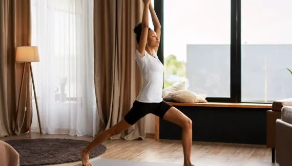 Yoga contra o estresse: entenda como a prática pode ser uma aliada do bem-estar
