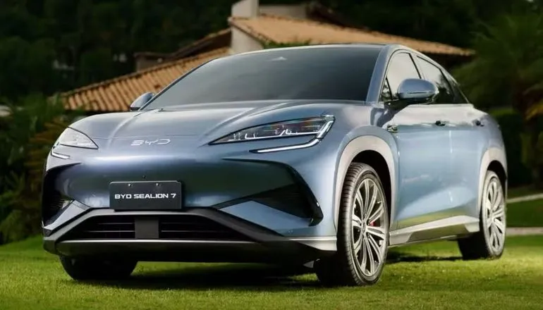BYD apresenta novo SUV elétrico com autonomia de 360 km em Curitiba