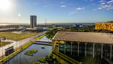 Imagem mostra a Esplanada dos Ministérios, em Brasília.