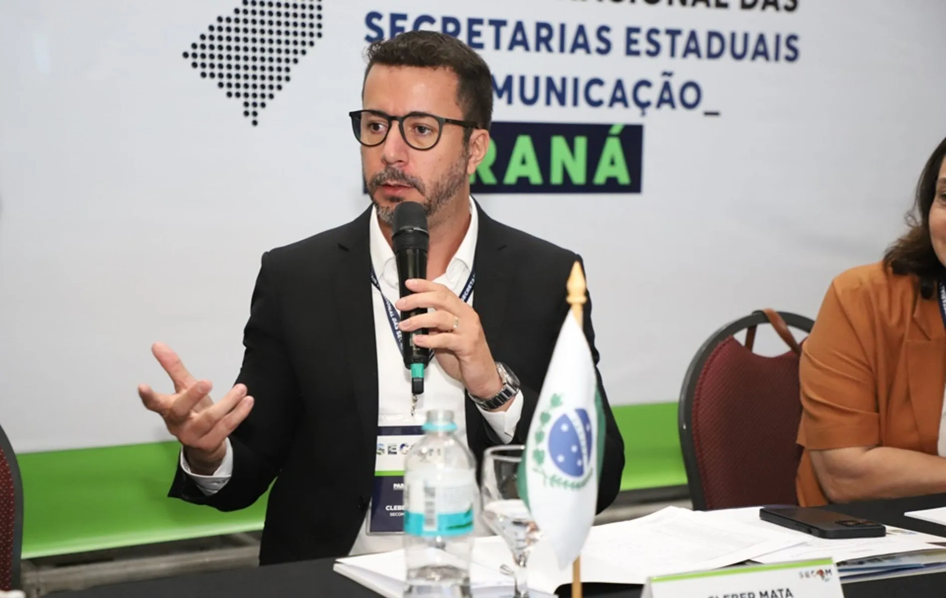 Cleber Mata deixa a Secretaria de Comunicação do Paraná