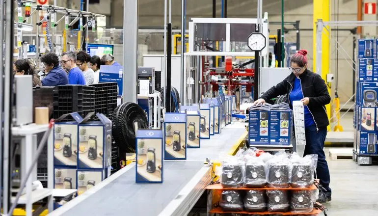 Produtividade industrial ganha novo impulso com IA e qualificação nas fábricas do Paraná