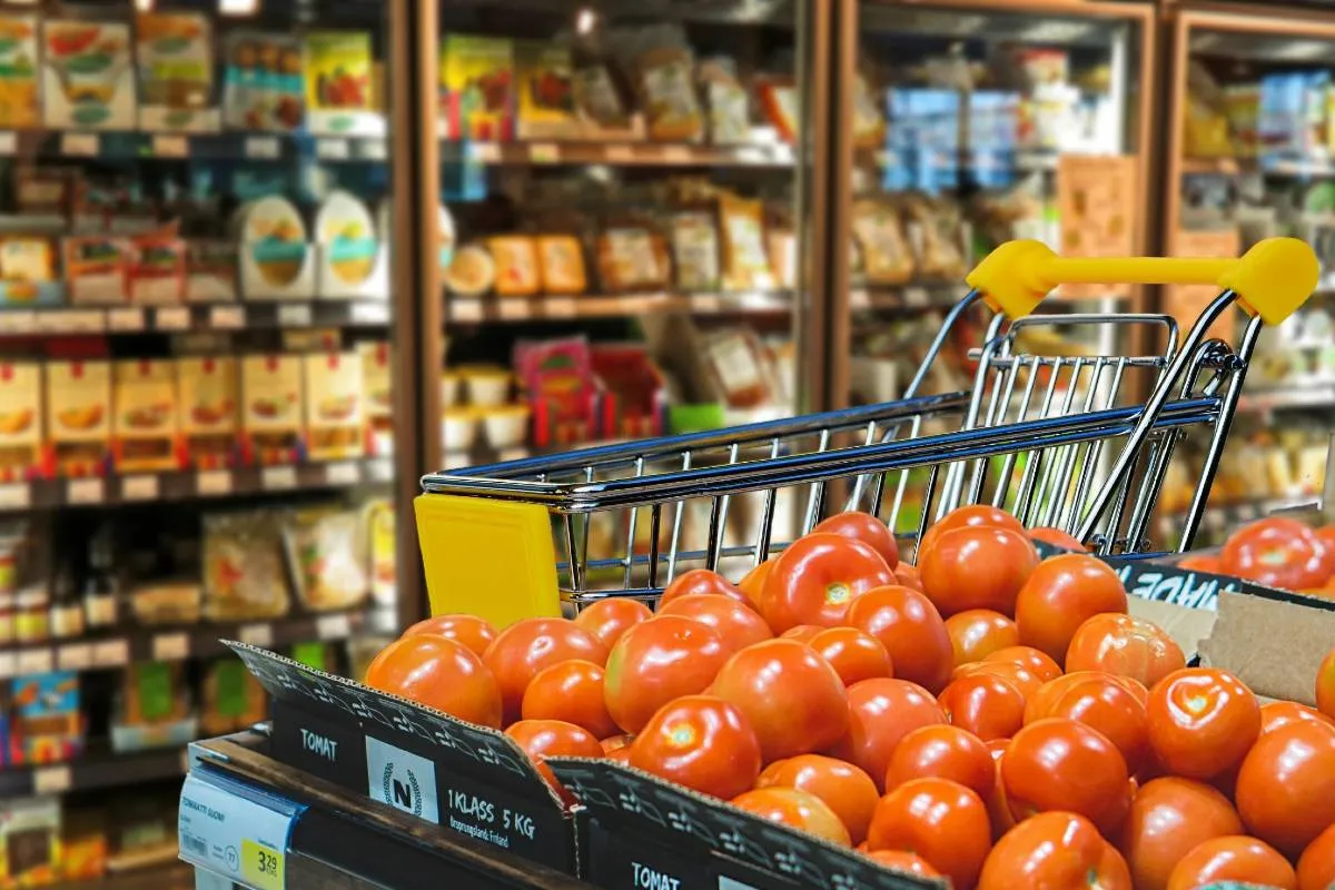 Justiça libera supermercados para abrir em feriados sem acordo sindical
