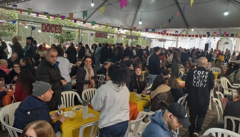 Festa Junina da Igreja Ortodoxa São Jorge terá gastronomia árabe em Curitiba