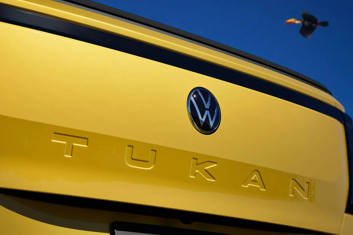 Imagem mostra um detalhe da tampa traseira da nova Volkswagen Tukan