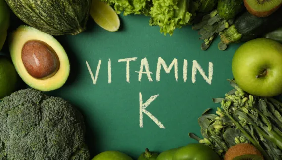 Vitamina K: entenda a importância do nutriente para a saúde cardiovascular